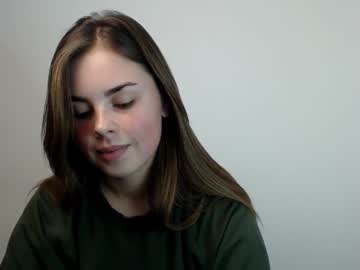 girl
        omelia_cute cam image #1932106