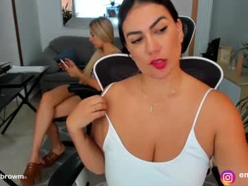 couple
        emillybrowm cam image #1477268