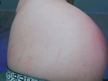 girl
        _kitty_cutie_ cam image #2704525