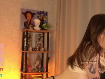 girl
        lexy_sinn cam image #4401755
