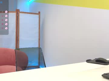 girl
        lovlybambi cam image #4206364