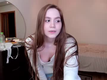 girl
        victoriakrueger cam image #546727