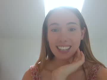 girl
        ivyyy1995 cam image #4412016