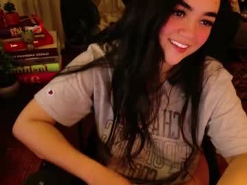 girl
        annatigarr cam image #3280564