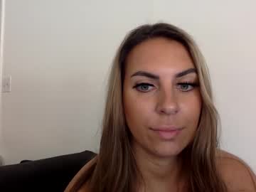 girl
        ariannakartel cam image #1693018