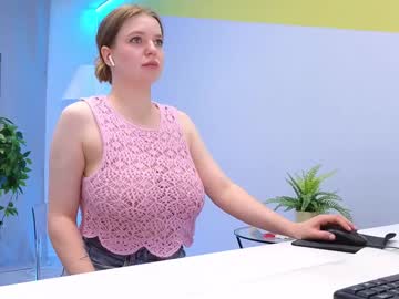 girl
        lovlybambi cam image #2994338