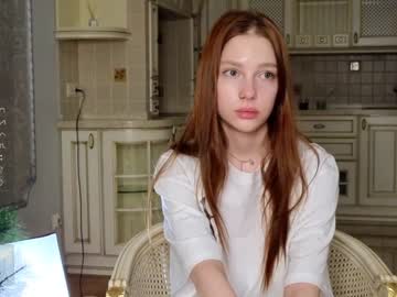 girl
        shirleywhitney cam image #2149055