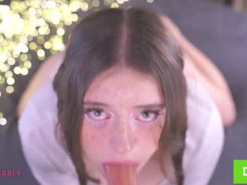 girl
        deepsouly cam image #4455958