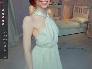 girl
        gingers_hugs cam image #2074342