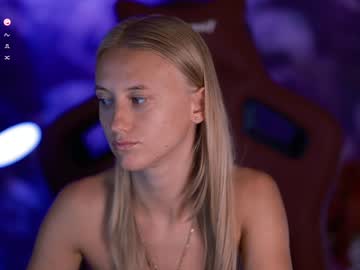 girl
        angeellina cam image #3510503