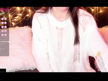 girl
        juliavangs cam image #394428