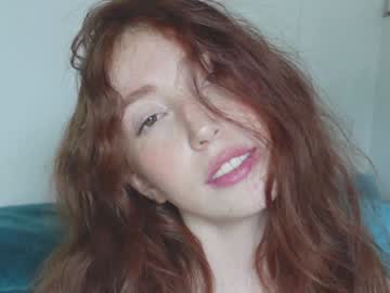 girl
        niilaa cam image #2886169