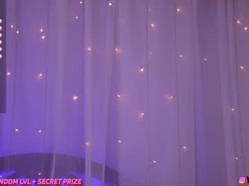 girl
        lana_lee_ cam image #1885236