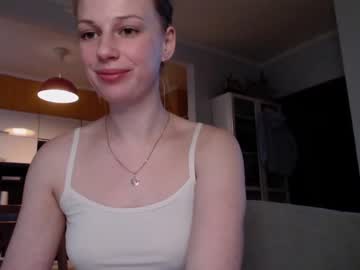 girl
        magic_couple13 cam image #840660