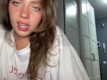 girl
        angel_from_sky cam image #3129126