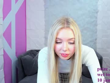 girl
        c_a_s_s_i_e cam image #848568