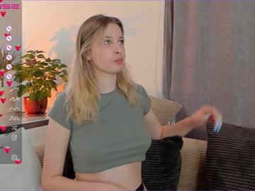 girl
        mmm_banana cam image #1227614
