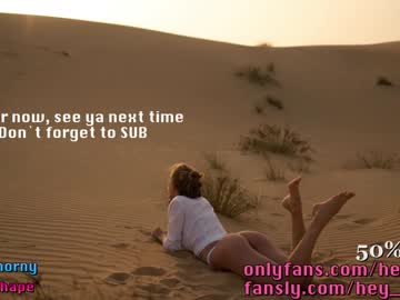 girl
        heyhorny_cb cam image #529360