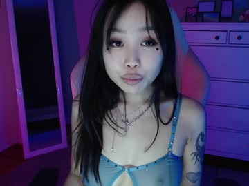 girl
        norma_blum cam image #600148