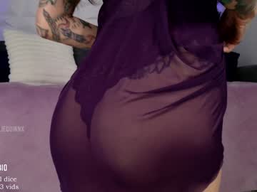 girl
        harliequinnx cam image #3184080