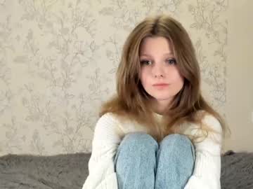 girl
        alainaestrada cam image #1767661