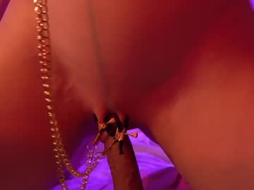 girl
        _meganmeow_ cam image #2945589