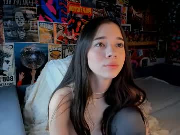 girl
        flirtykitty_ cam image #4250973