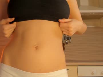 girl
        aimeerogers cam image #937087