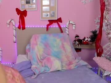 girl
        little_effy18 cam image #261875
