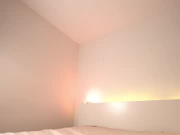 girl
        reei__ cam image #2107411