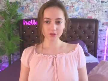 girl
        angelina_new cam image #2753171