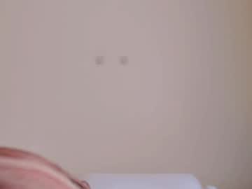 girl
        new_dee cam image #3617717