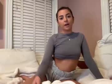 girl
        rainbowgirl818 cam image #1919891