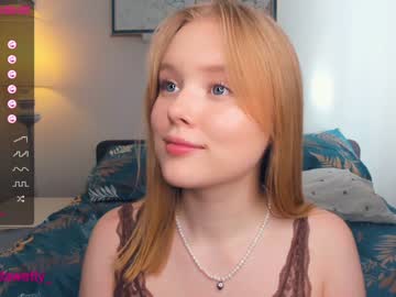 girl
        sun_shiiine cam image #1201606