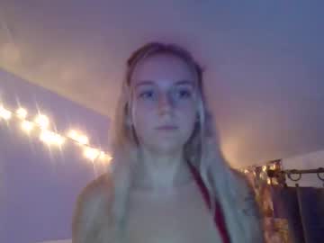 girl
        naughtynina4 cam image #3213914