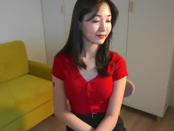 girl
        seulbi cam image #4215424