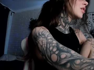 girl
        uwu_eva cam image #4543757