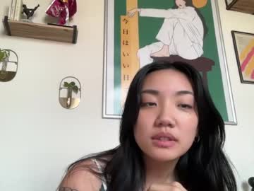girl
        aznbunnybaby cam image #2481765