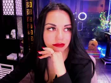 girl
        alma_pearl cam image #2720819