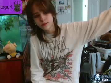 girl
        beetlegurl cam image #2785063
