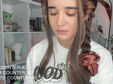 girl
        lonelly_lolly98 cam image #1640608