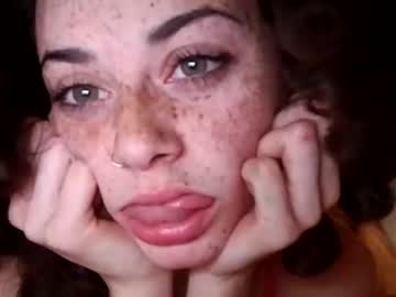 couple
        quinnslilslut_lai cam image #3755118