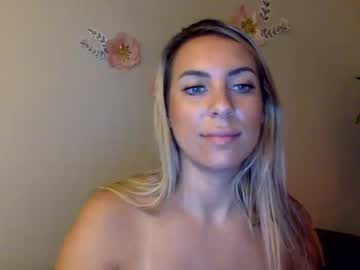 girl
        ariannakartel cam image #1163665