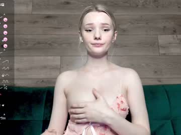 girl
        _passion_show_ cam image #2372482
