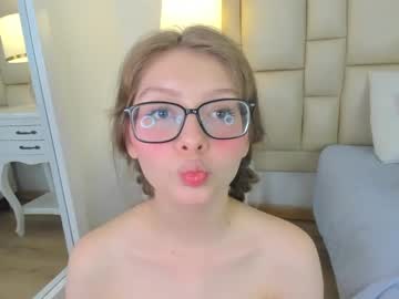 girl
        victoria_calloway cam image #3923963