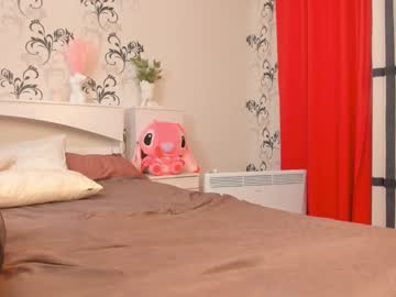 girl
        mila_milka_ cam image #1534727