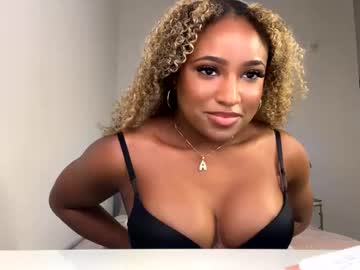 girl
        sky_alexxxis cam image #3346873