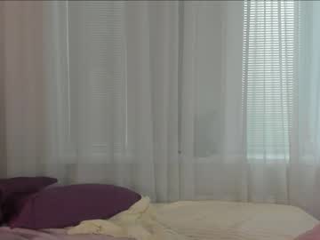 girl
        angelina_new cam image #2001829