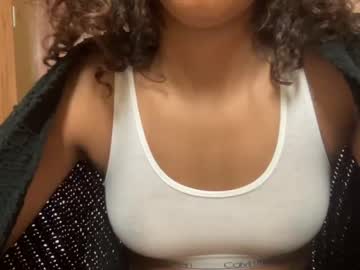 girl
        andreadunnn cam image #788402