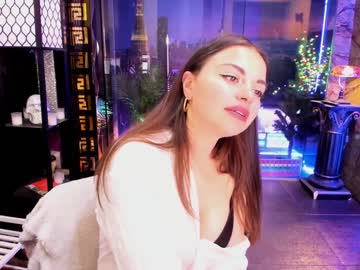 girl
        alma_pearl cam image #814956